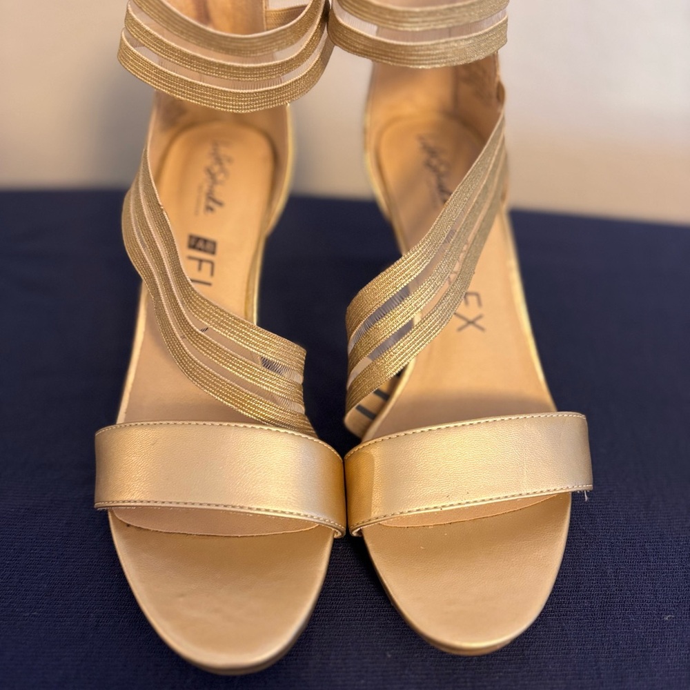 Life Stride Elegant Gold Strappy Sandals
